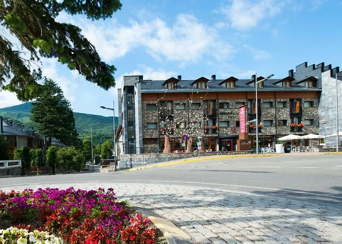 Hotell Sommos Aneto Benasque